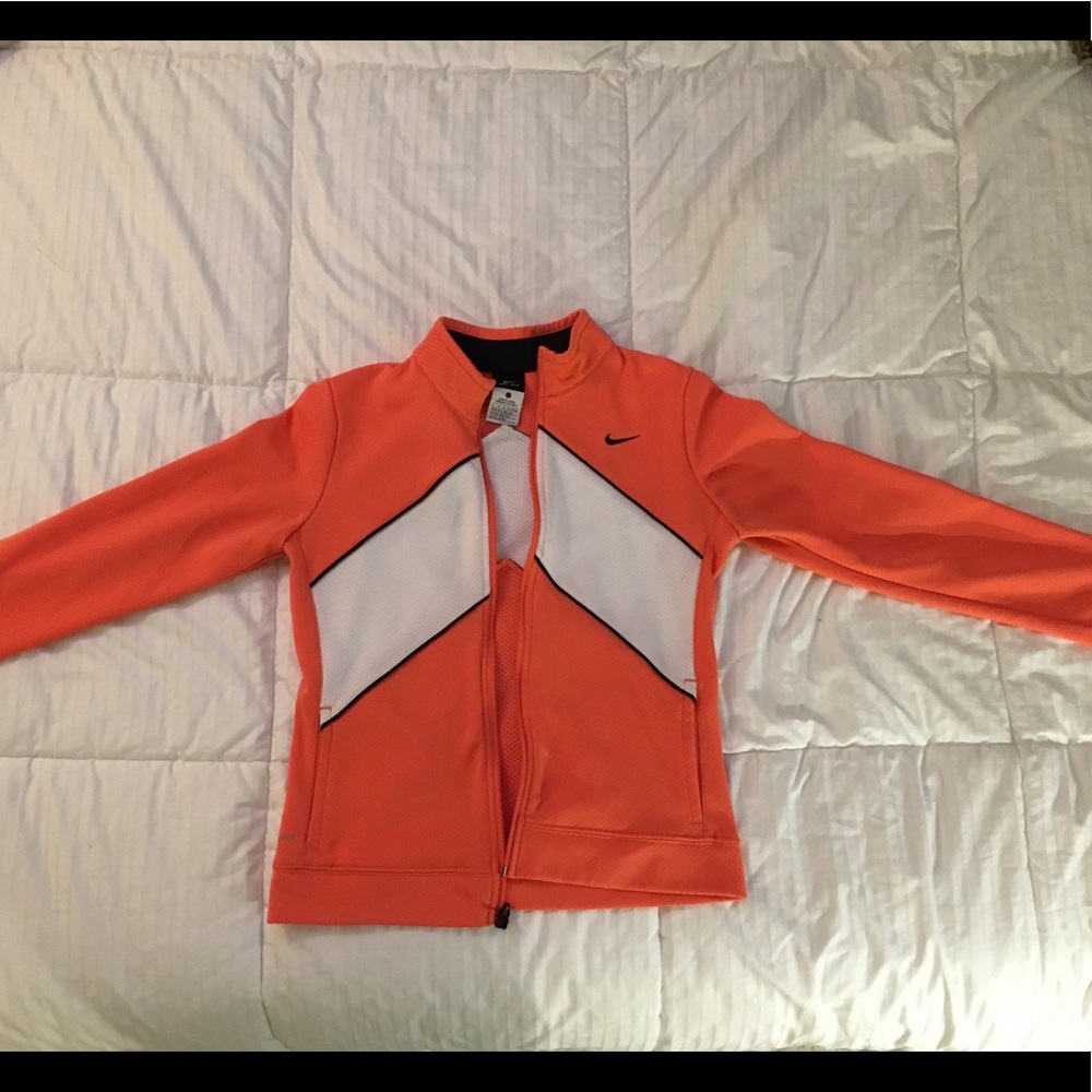Nike Dri-Fit Full ZIP Running Jacket - Picture 2 of 8